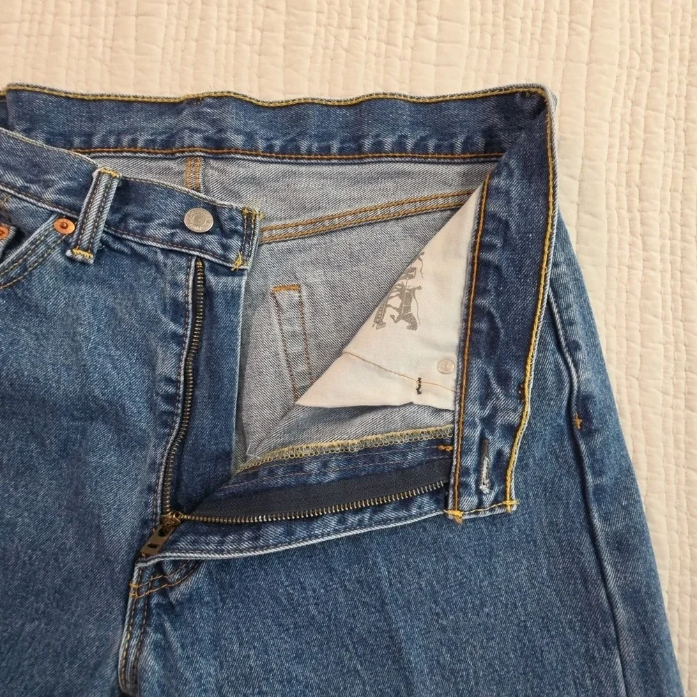 Levi's‎ 505 Jeans Men's 36x30 Med Wash 100% Cotton Straight Leg Classic Fit EUC